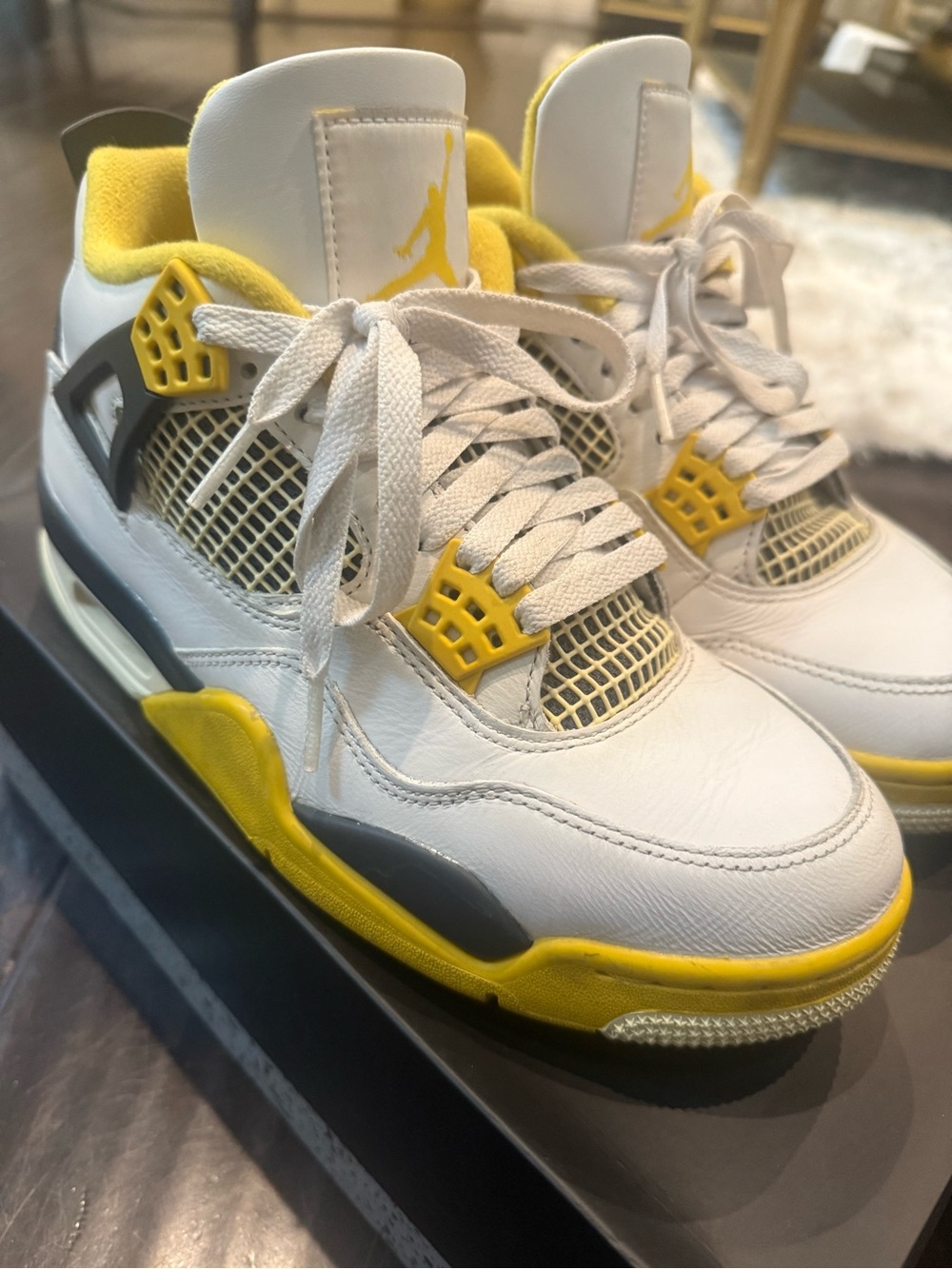 Jordan Women White and Yellow Retro Sneakers 4 - Picture 4 of 8